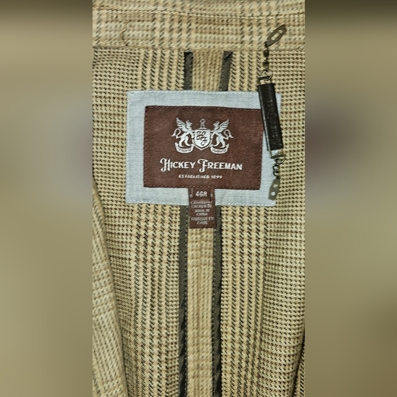 HICKEY FREEMAN CAMEL JACKET COAT SZ 46R - Picture 2 of 3